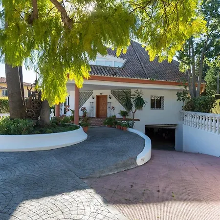 Bel-air. Villa *